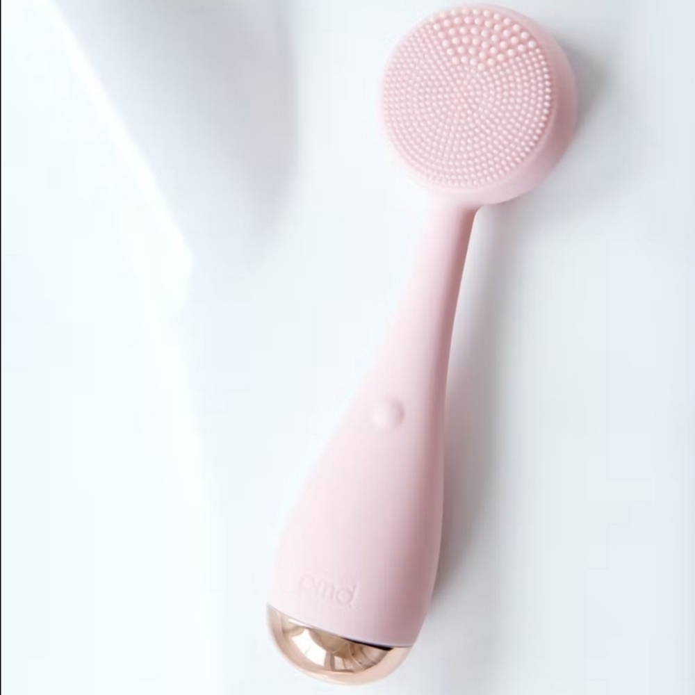 💜2/$100! PMD CLEAN SMART SONIC FACIAL CLEANSING BRUSH DEVICE SILICONE in BLUSH